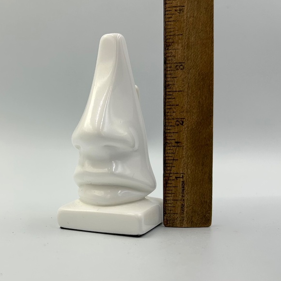 White Ceramic Glasses Holder Big Nose Eyeglass Stand - Picture 3 of 4